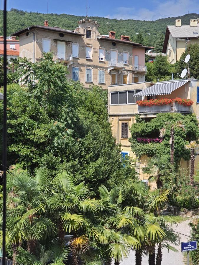 Family Apartment Center Opatija Exterior photo