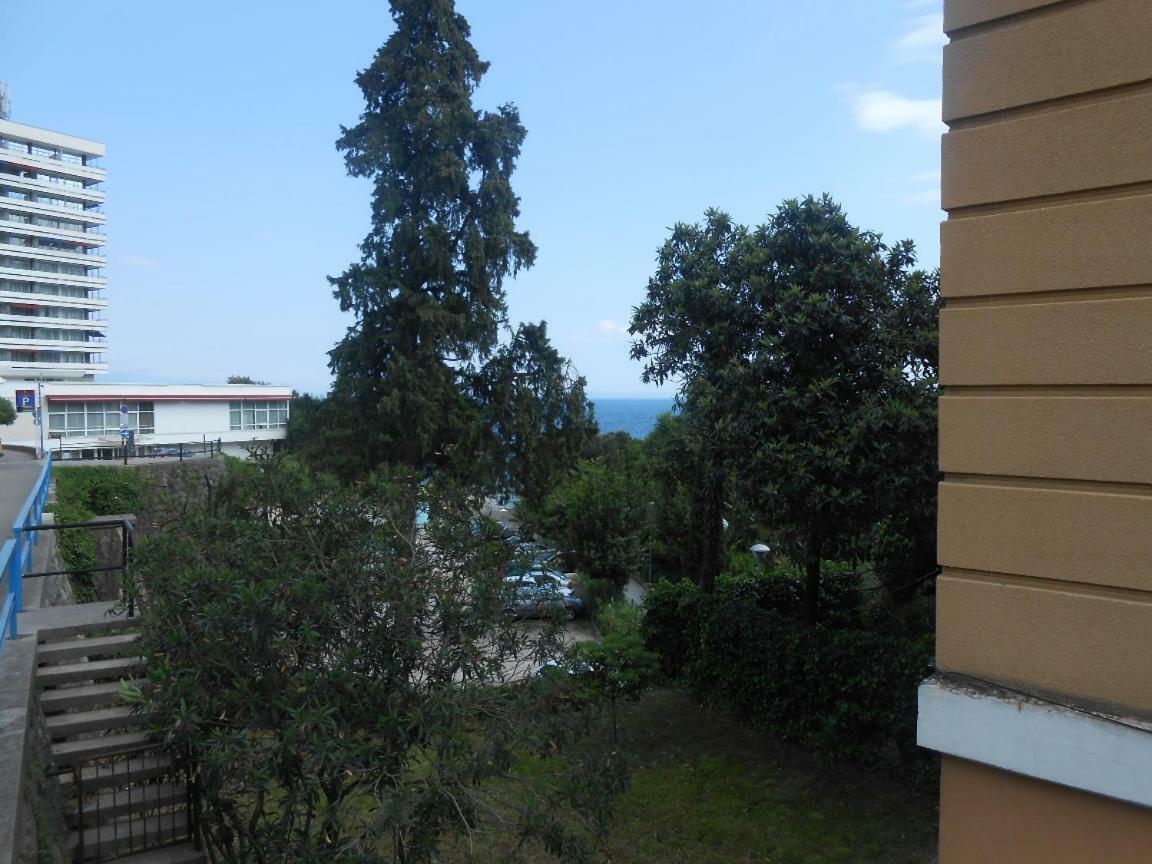 Family Apartment Center Opatija Exterior photo